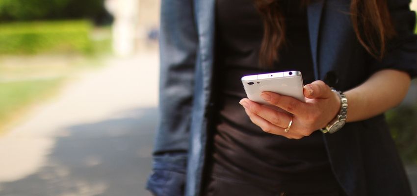 Planuojate šv. Velykas Lietuvos pasienyje? Pasakė ką daryti, kad telefonas nesijungtų prie kitos šalies tinklo | BITĖ