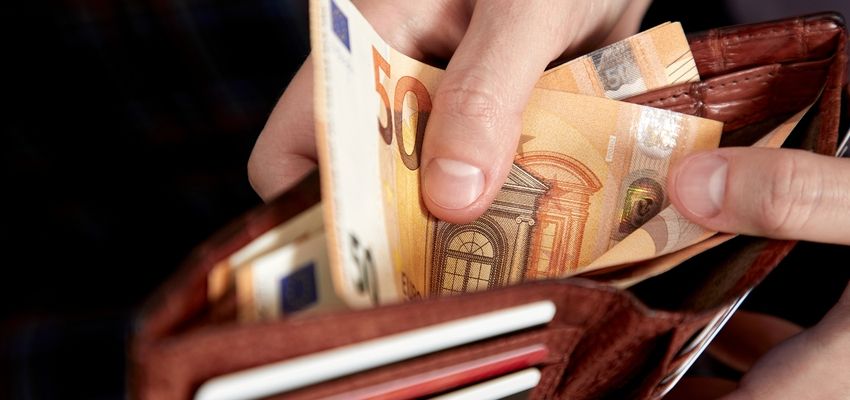 Patarė skaičiuoti viršvalandžius: už darbą per šventes galite gauti 2,5 karto daugiau | BITĖ