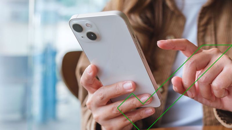 Kaip iš SIM kortelės perkelti kontaktus į „iPhone“ telefoną?